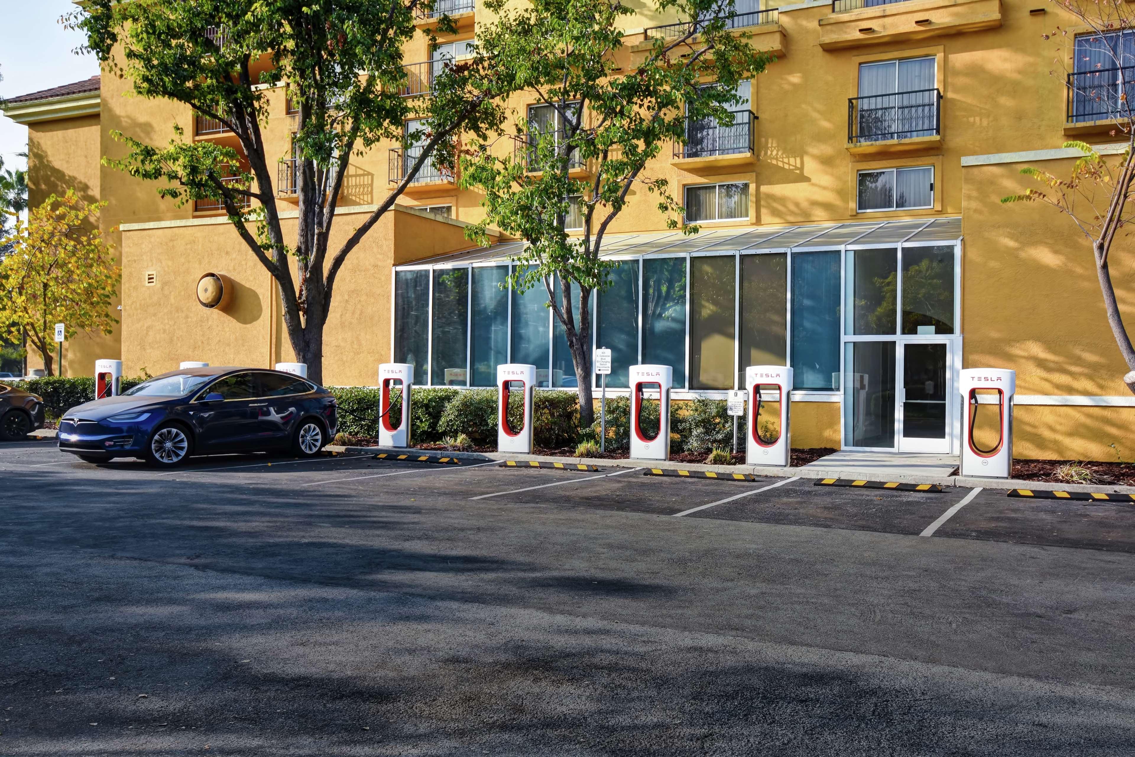 Embassy Suites By Hilton Milpitas Silicon Valley Exterior photo